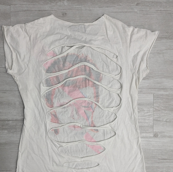 David Bowie DIY'd Slashed Back Tee - Picture 3 of 3